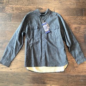 Men’s Thick/Flannel Collared Button Down Shirt